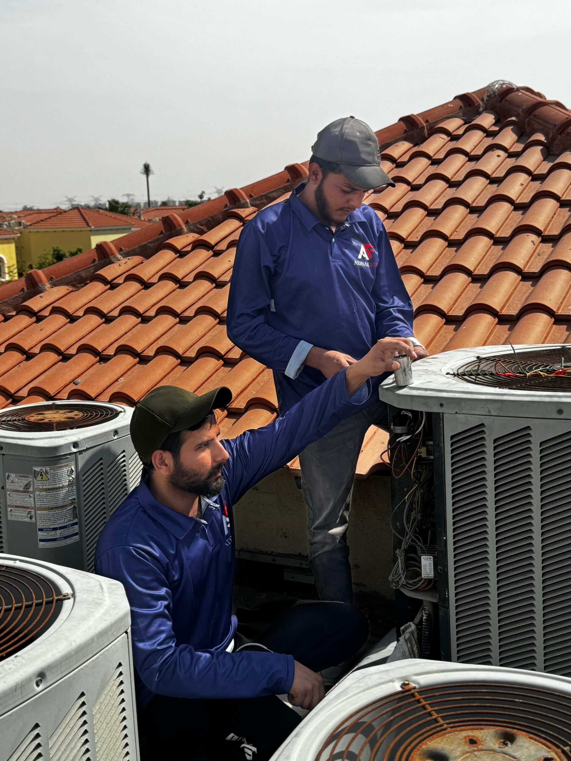 Adnanfixit technicians team in Dubai